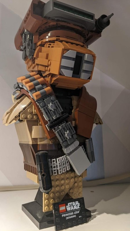 Lego Boushh Helmet Bust