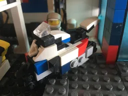 BMW M1000RR (Minifig scale)
