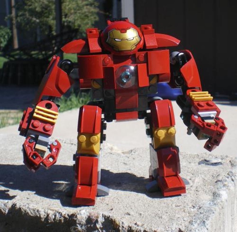 Lego Hulk Buster Armor - 76031 Hulk Buster Smash unofficial alternate model