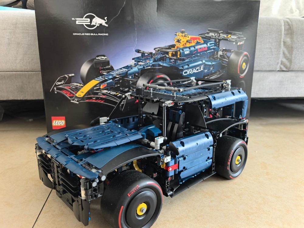 Lego 42206 hybrid SUV