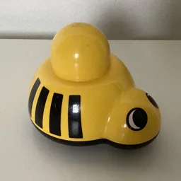 Primo Motor Pullback with Bumblebee Print / Yellow