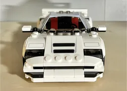 Fer​rari SC40