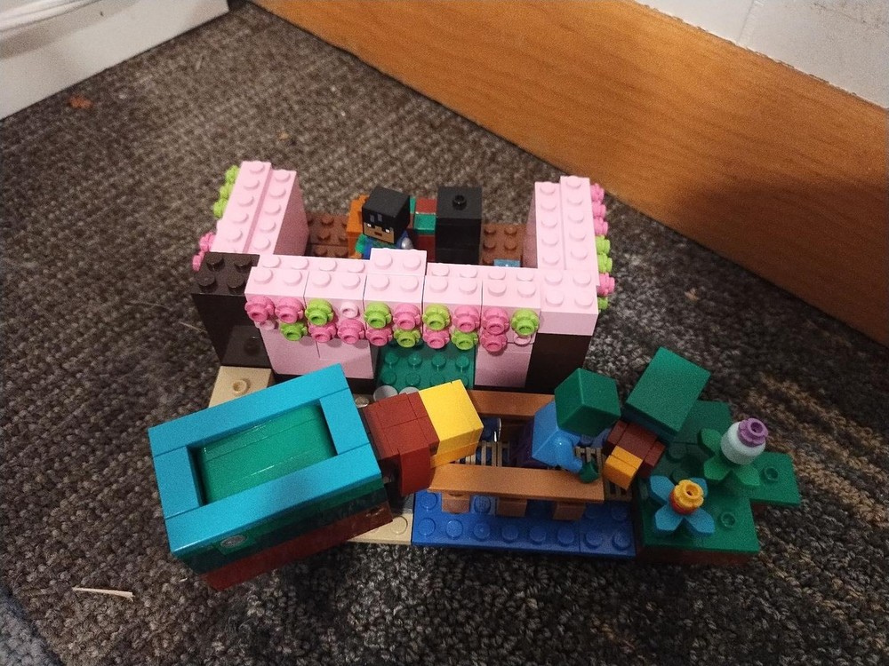 Lego The Cherry House