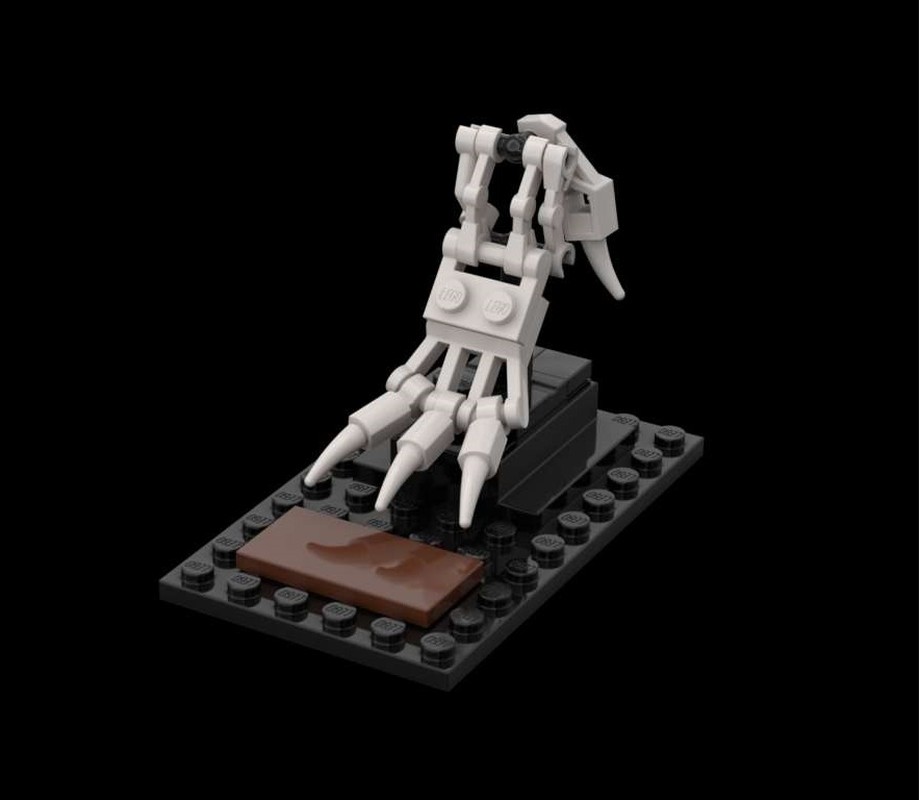 Lego MOC - Carnivorous Dinosaur Foot Display