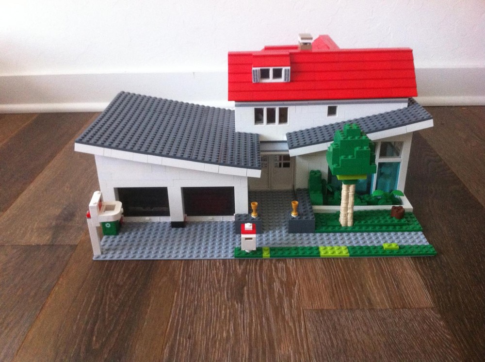 Lego Luxury Villa