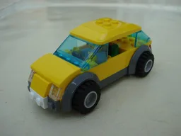 4435 yellow car