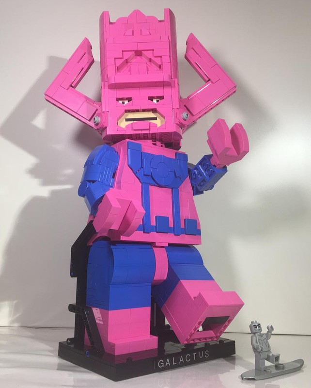 Lego Galactus (articulated maxifigure)