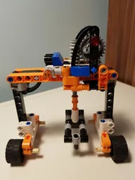 42088 alt Container Crane