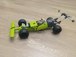 F1 Car (Technic 42027)