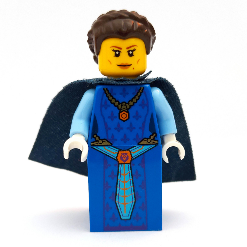 Lego Queen Halbert with Cape
