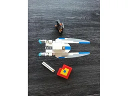 Microscale ᑌ-wing