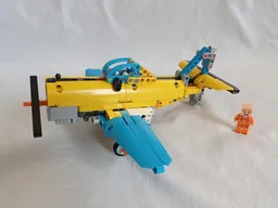 42074: Propeller Plane