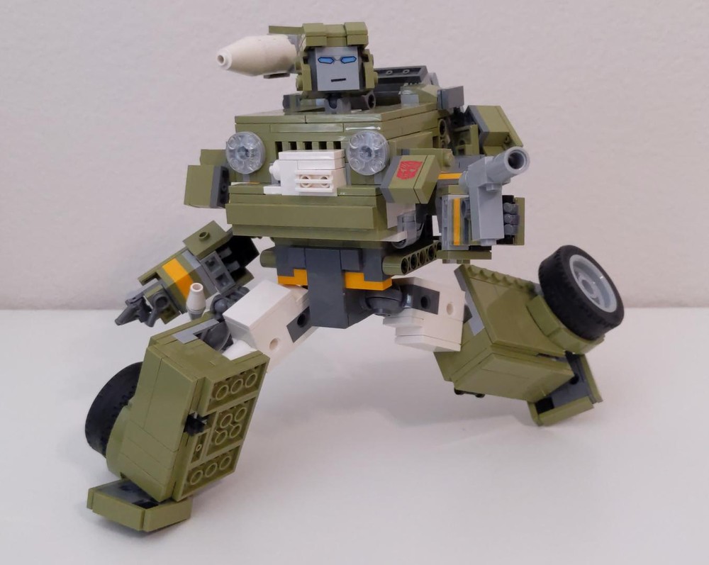 Lego Transformers G1 - Hound (Fully Transformable)