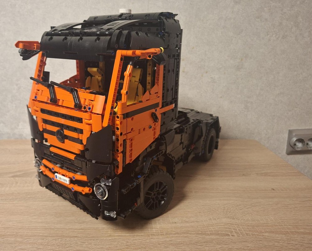Lego Mercedes Actros