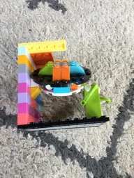 Alien ufo diorama