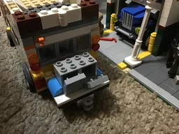 Driving camper