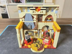 Gryffindor House Banner to House Modular Conversion