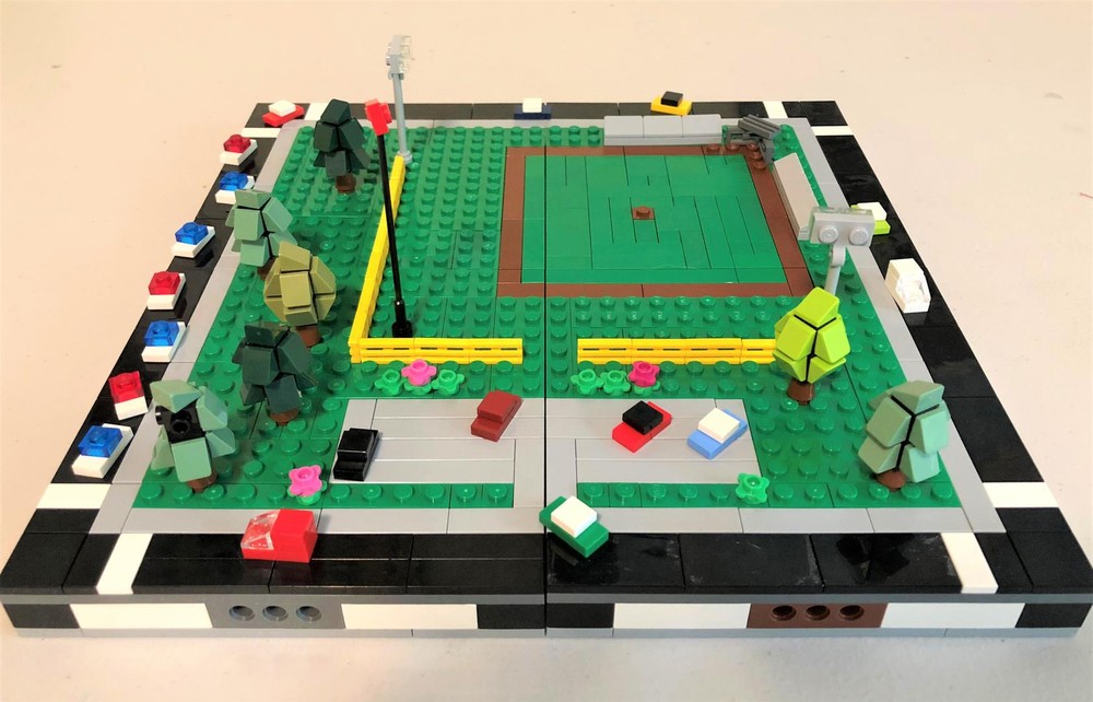 Lego Micro baseball field with police chase