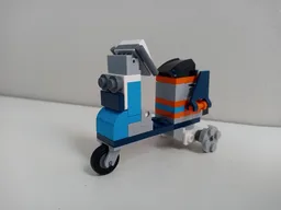 Tricycle Scooter - MOC 31099