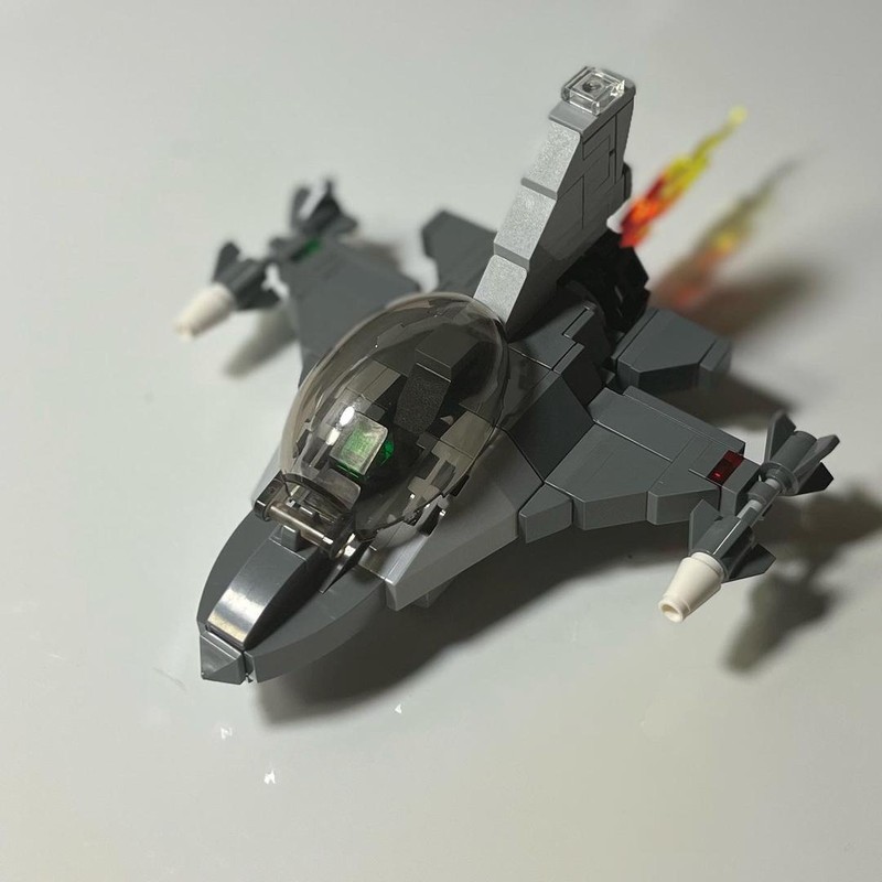 Lego F-16 fighter chibi style