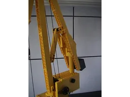 Level Luffing Crane