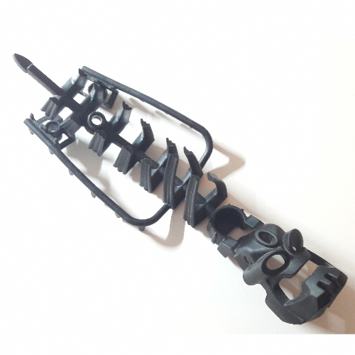 Lego Large Figure Mask Piraka, with Flexible Spine and Arm Covers, Reidak / Black