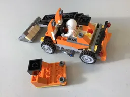 31017 Loader