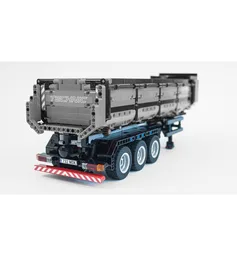 Tipper trailer chassis