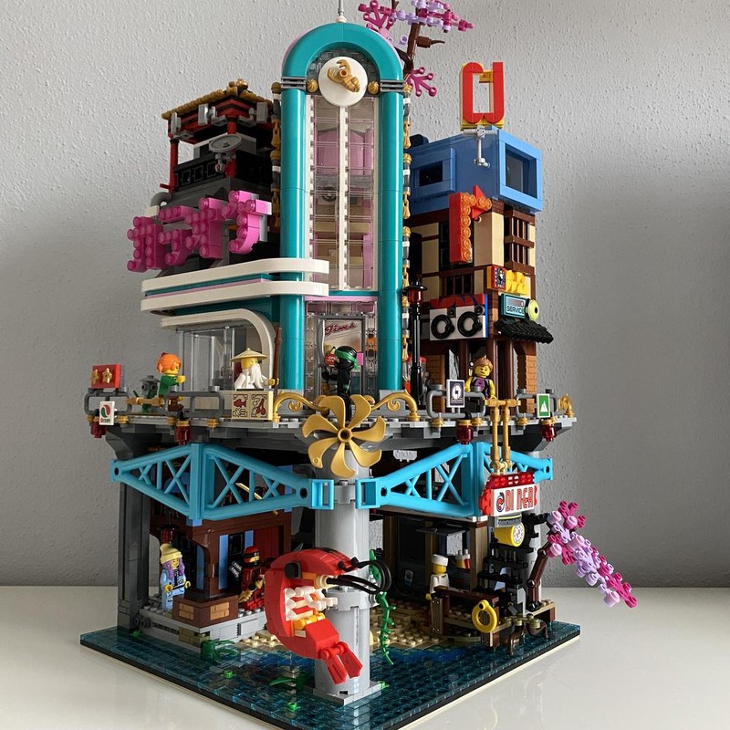 Lego Ninjago City Extension: Karaoke Bar