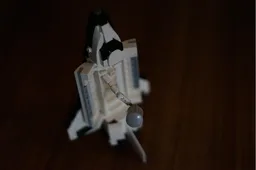 1:220 Space Shuttle v2