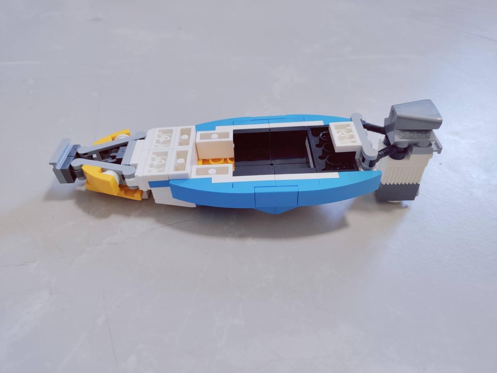 Lego 31072 - Motorboat