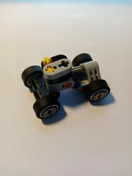micro car (with pendular axel)