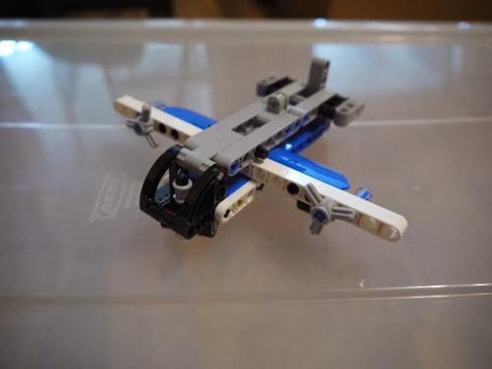 Lego 42020-Plane