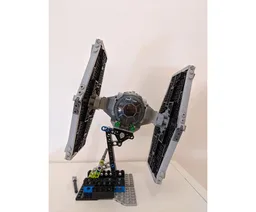 Tie-Fighter 75300 Stand