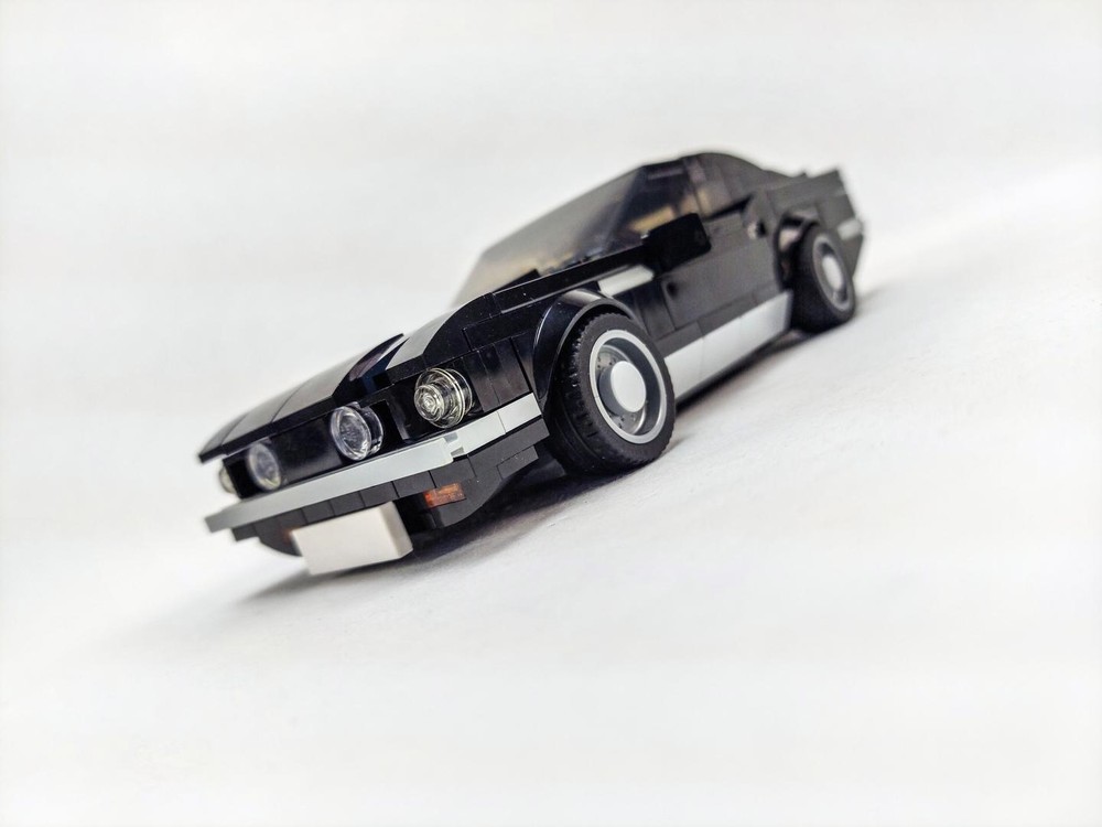 Lego Aston Martin V8 Vantage 1977