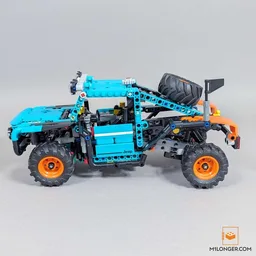 42227 Trophy Truck