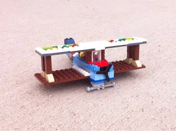 31063 Biplane and Workshop