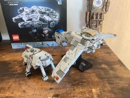 Republic Dropship & AT-TE Walker Midi Scale