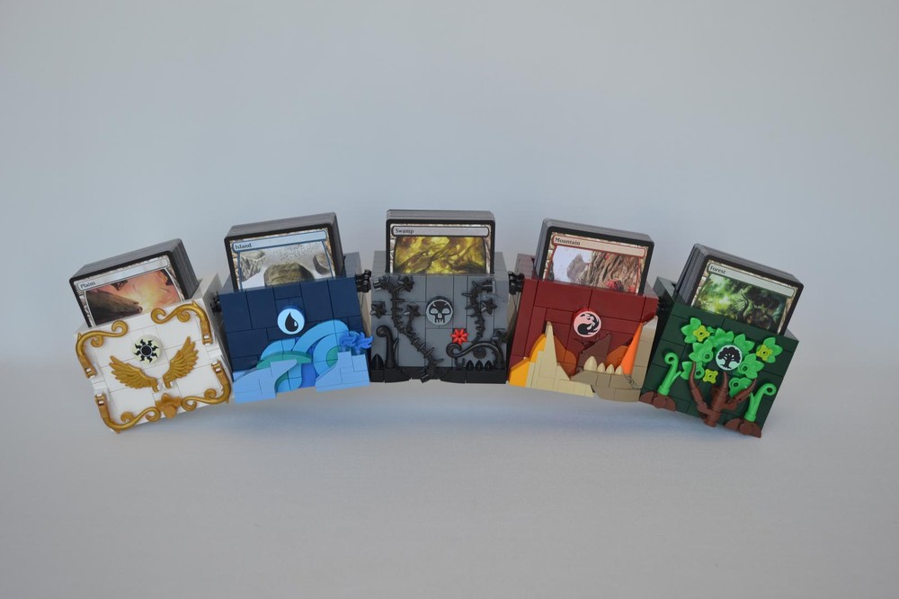 Lego Magic: The Gathering Trading Card Holder