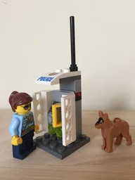 60136 - Phone Booth