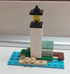 31139 - Little Lighthouse