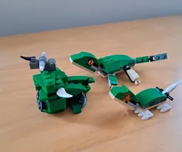 Family Gecko, Dragonfly & Bush