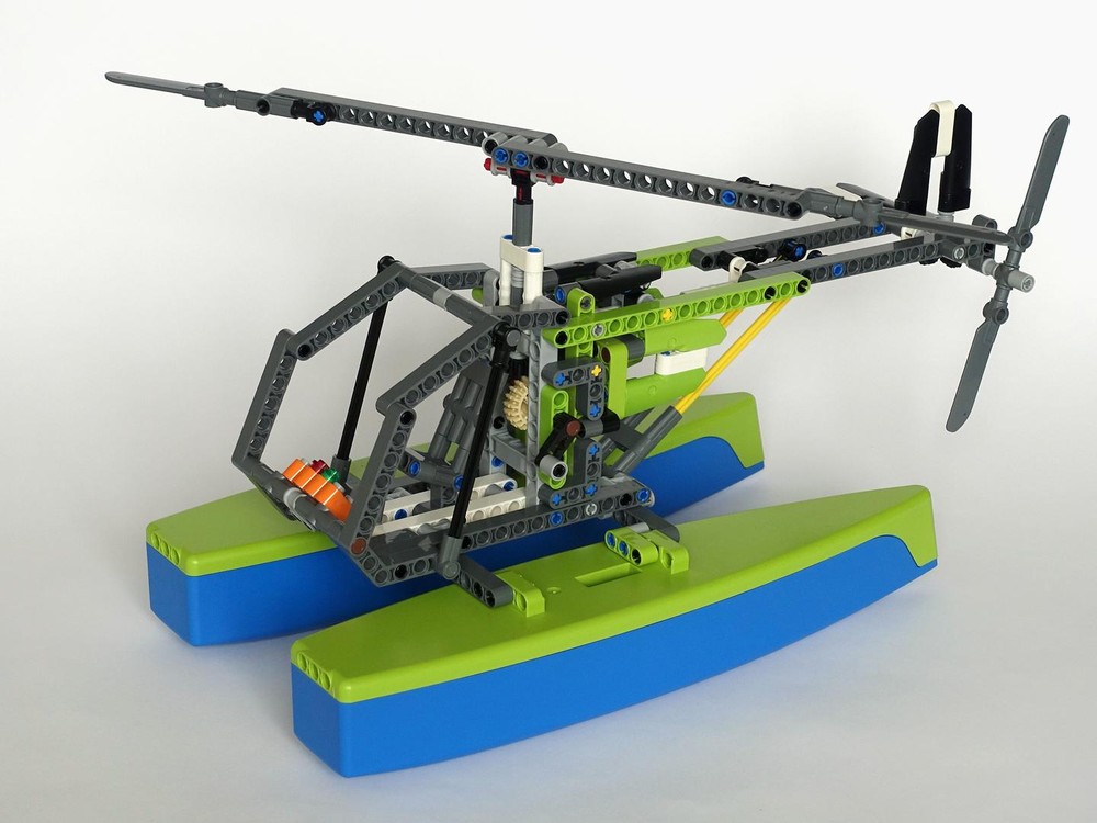 Lego 42105: Pontoon Helicopter