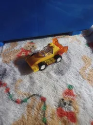 11013 Racing car