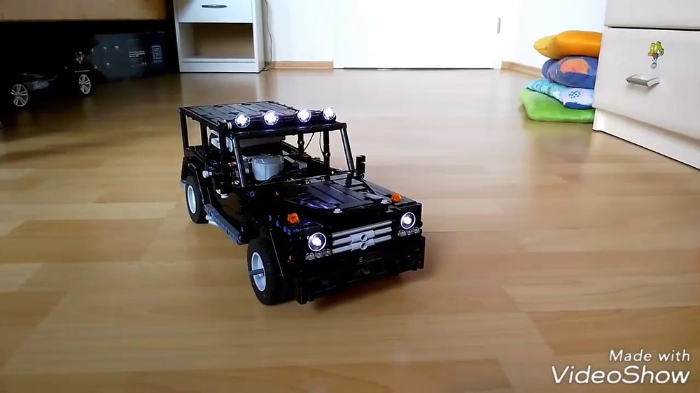 Lego Mercedes Benz G Class 4x4