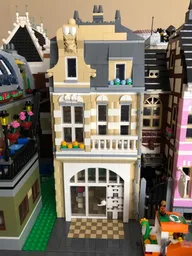 Modular Art Gallery