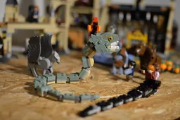 Harry Potter Minifigure Scale Basilisk