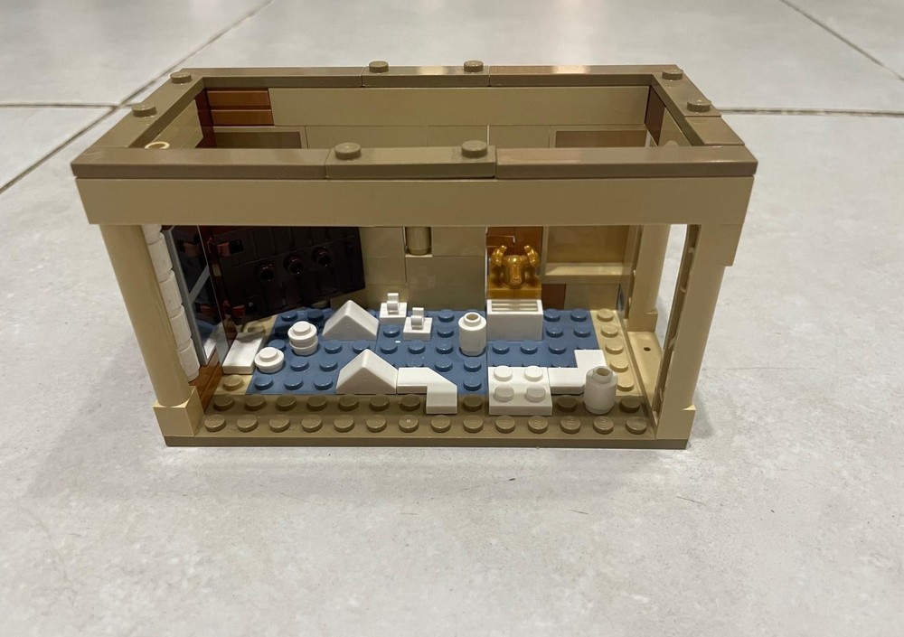 Lego 76386 alt. destroyed Bathroom