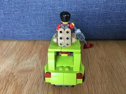 77237 Mr Bean’s Mini