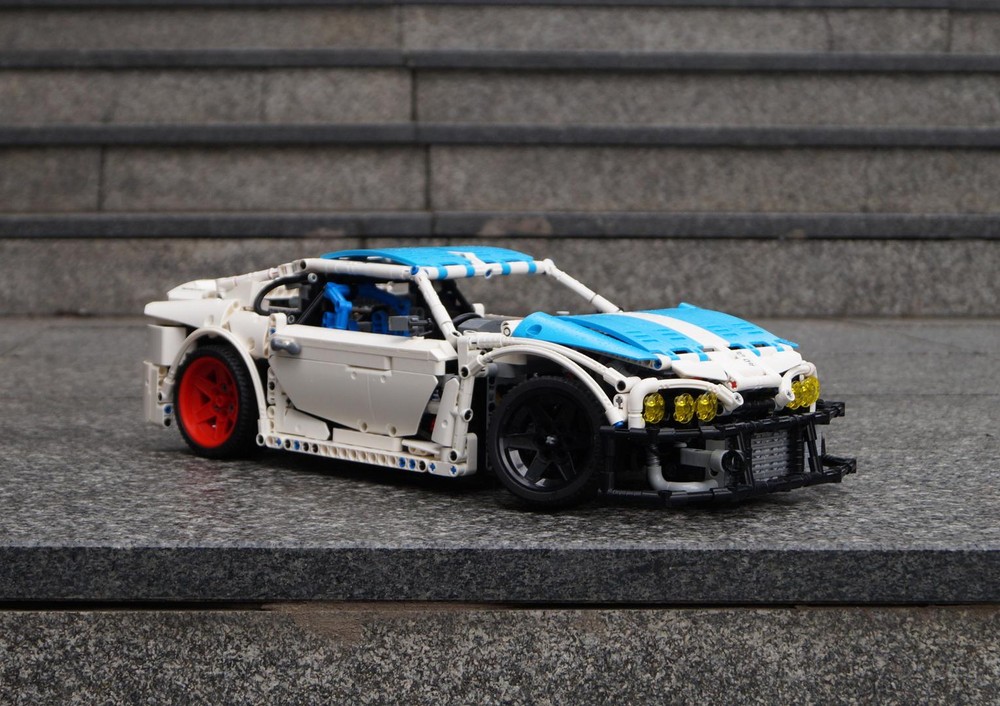 Lego Toyota Supra A80 facelifted